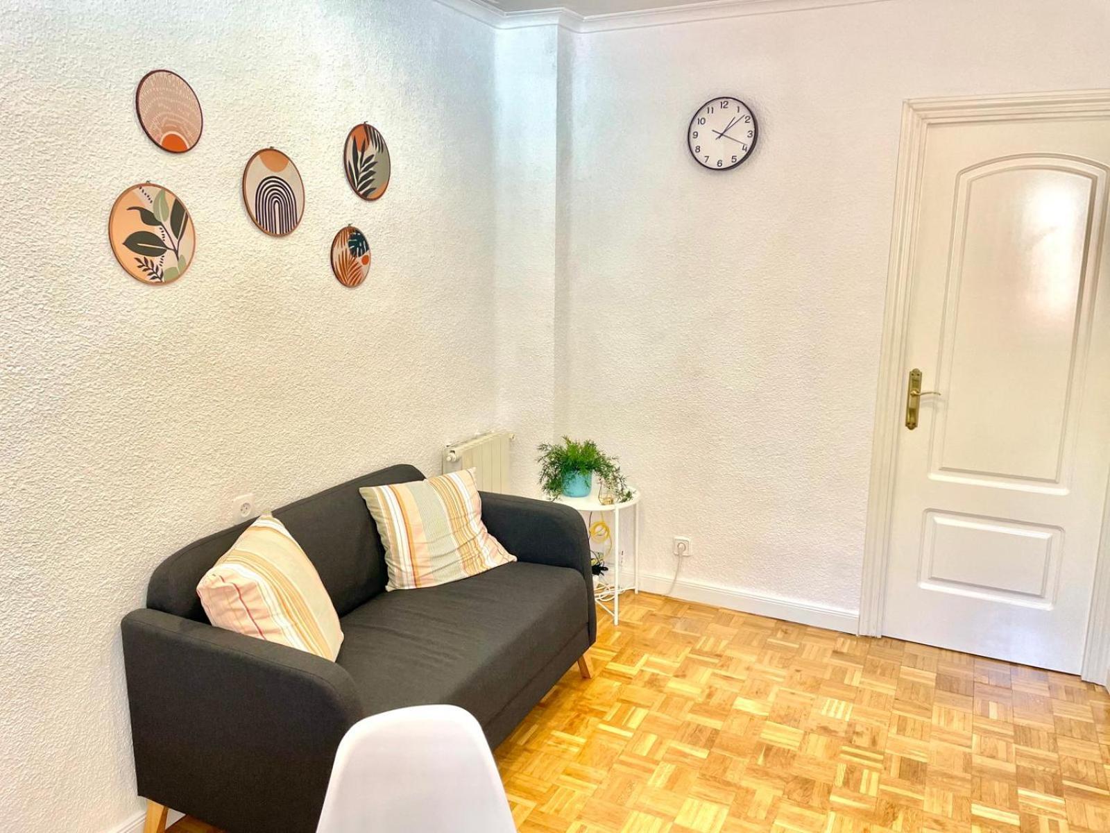 Acogedor Apartamento En Tetuan Madrid Ngoại thất bức ảnh